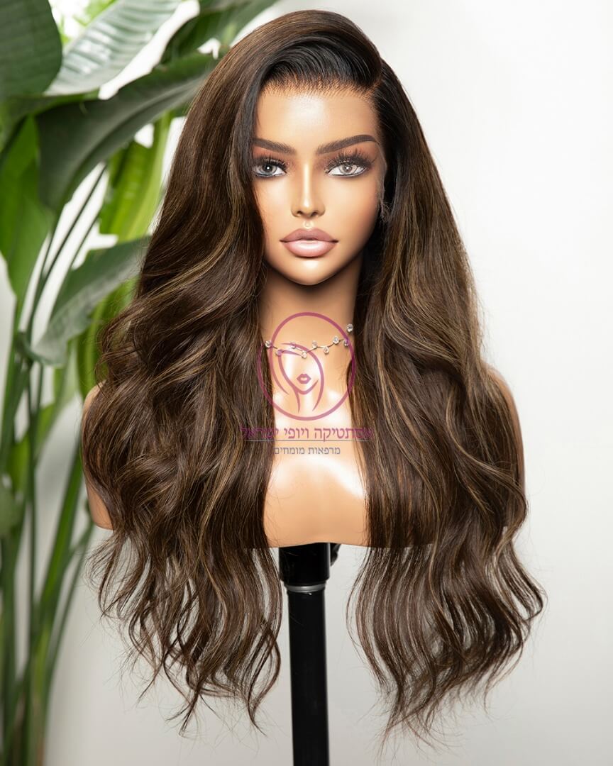 LILA WIG FRONT